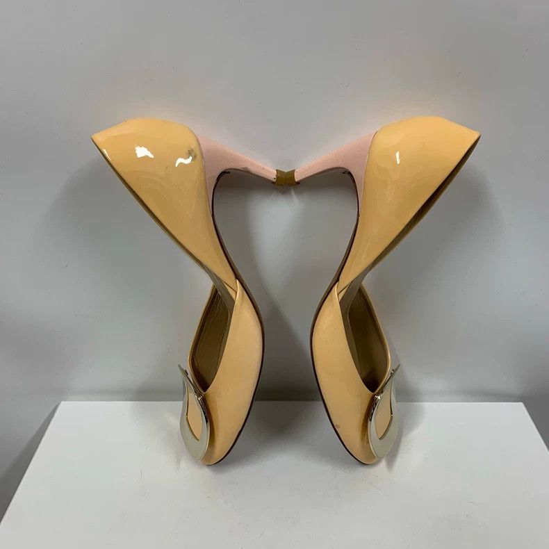 Roger Vivier Roger Vivier Patent Leather High Heels Size 36.5 Size US 6 / IT 36 - 5 Thumbnail