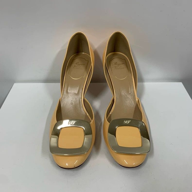 Roger Vivier Roger Vivier Patent Leather High Heels Size 36.5 Size US 6 / IT 36 - 3 Thumbnail