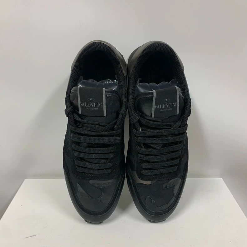 Valentino Valentino Sneakers in Excellent Condition Size US 10 / IT 40 - 3 Thumbnail