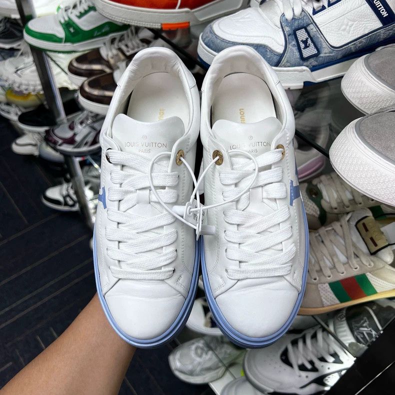 Louis Vuitton LV Time Out Sneakers Blue and White Size US 7 / IT 37 - 6 Thumbnail