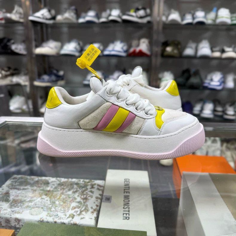 Gucci Gucci White and Yellow Sneakers Size 37 Size US 6 / IT 36 - 4 Thumbnail