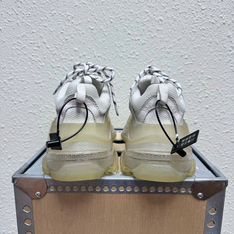 Balenciaga Balenciaga Triple S Gray White Sneakers Size US 8 / EU 41 - 4 Thumbnail