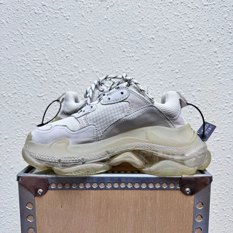 Balenciaga Balenciaga Triple S Gray White Sneakers Size US 8 / EU 41 - 6 Thumbnail