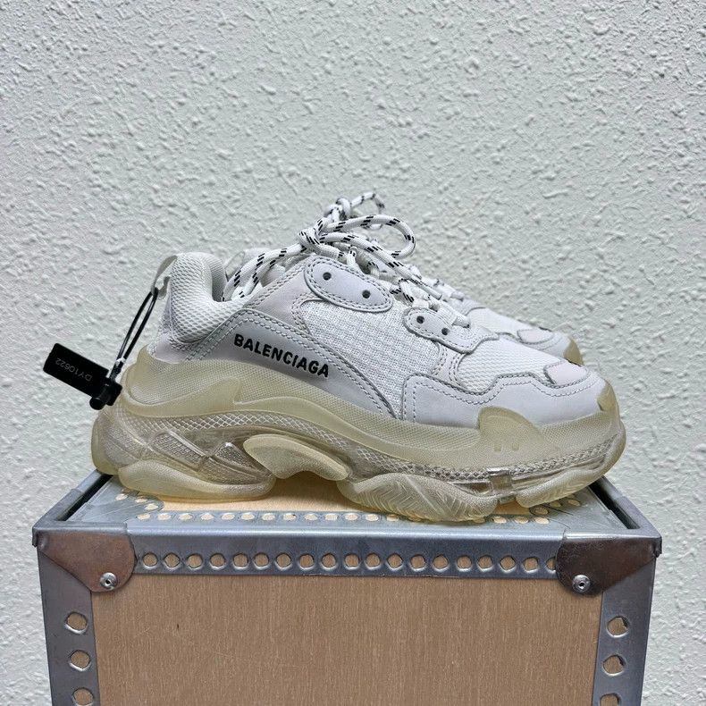 Balenciaga Balenciaga Triple S Gray White Sneakers Size US 8 / EU 41 - 2 Thumbnail