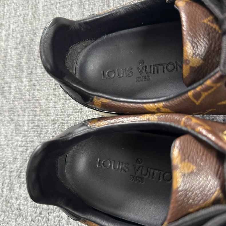 Louis Vuitton LV Monogram Low-Top Sneakers for Women Size US 6 / IT 36 - 6 Thumbnail