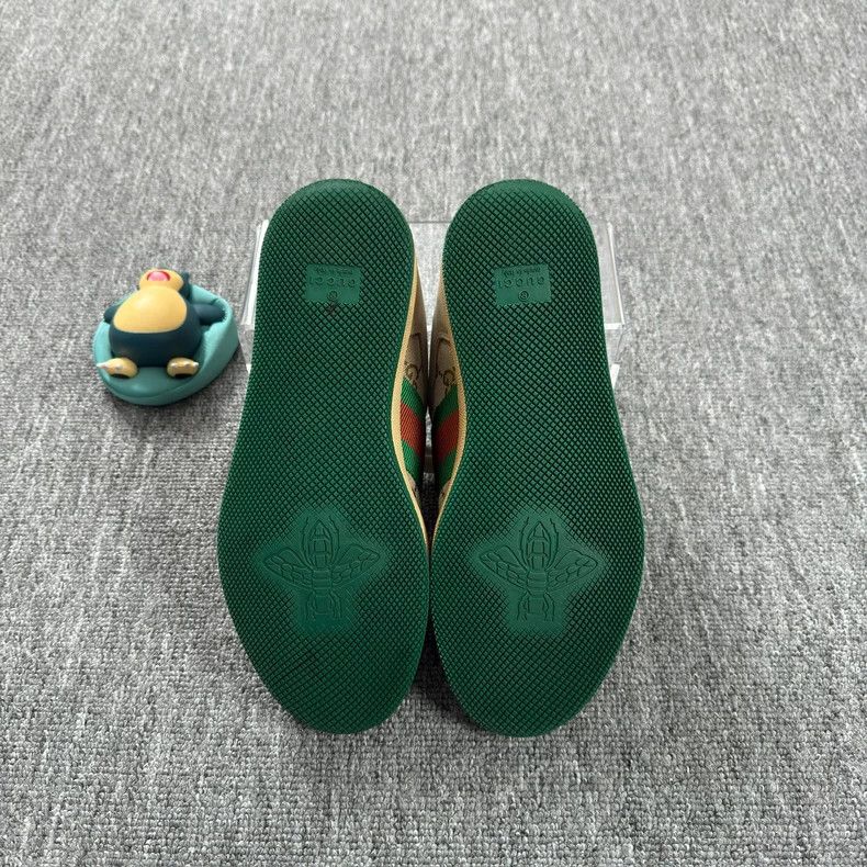 Gucci Gucci Green Enamel Sneakers for Women Size US 6 / IT 36 - 4 Thumbnail