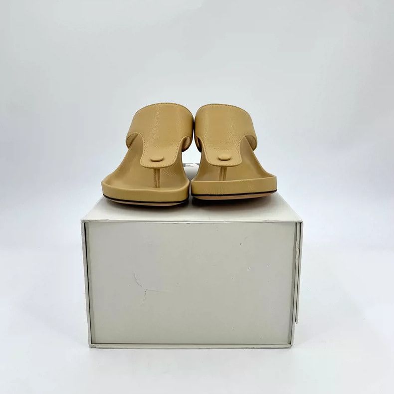 Loewe Loewe Brown Leather Thick-Soled Flip-Flops Size US 7 / IT 37 - 8 Thumbnail