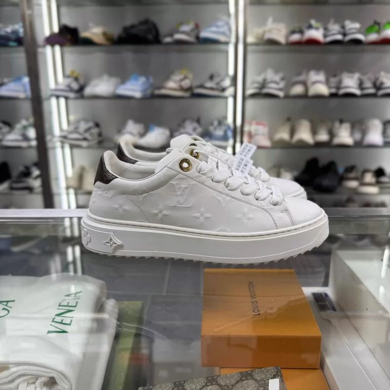 Louis Vuitton Louis Vuitton White Timr Out Sneakers Size US 6 / EU 39 - 2 Thumbnail