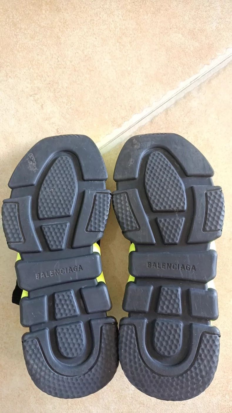 Balenciaga Balenciaga Black Fluorescent Letter Sock Shoes Size US 7 / IT 37 - 7 Thumbnail