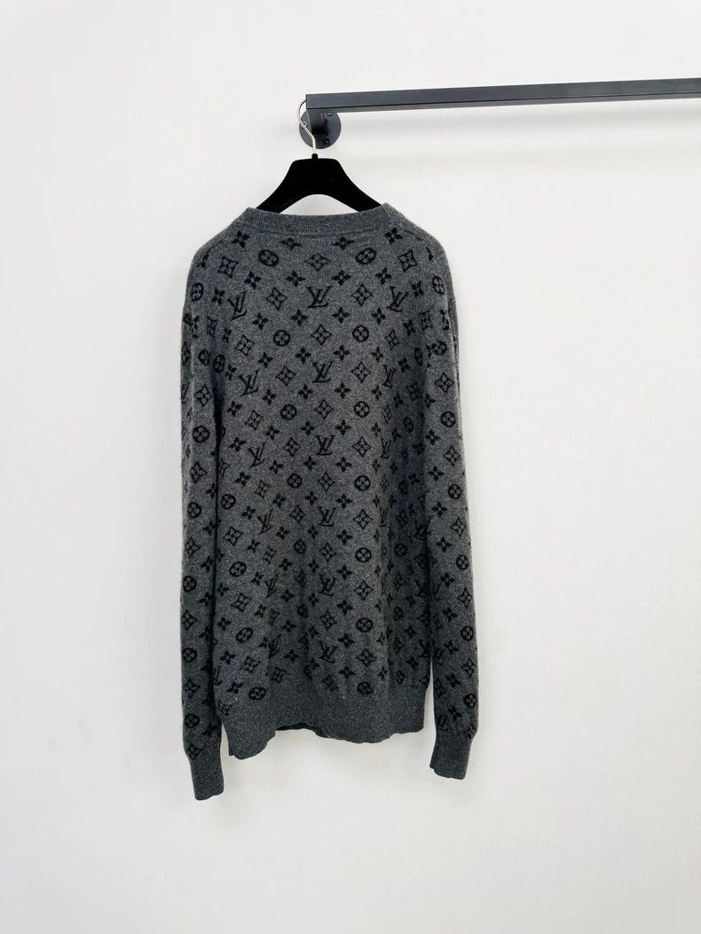 Louis Vuitton Gray Louis Vuitton Cashmere Sweater Size XL / US 12-14 / IT 48-50 - 6 Thumbnail