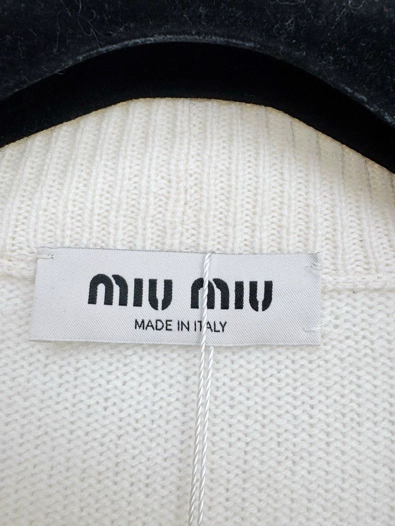 Miu Miu Miu Miu Cashmere Cardigan in White Size M / US 6-8 / IT 42-44 - 2 Thumbnail