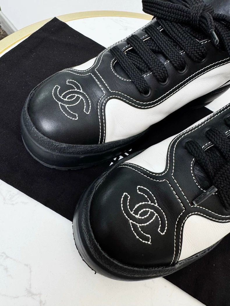 Chanel Chanel Black and White Panda Sneakers Size US 6 / IT 36 - 2 Thumbnail