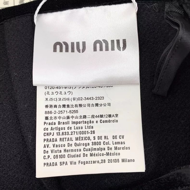 Miu Miu MiuMiu Black Wool A-Line Skirt with Buttons Size 40" / US 18 - 6 Thumbnail