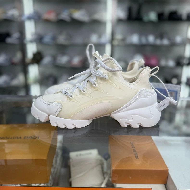 Dior Dior Dad Sneakers in White Size 37 Size US 6 / EU 39 - 3 Thumbnail