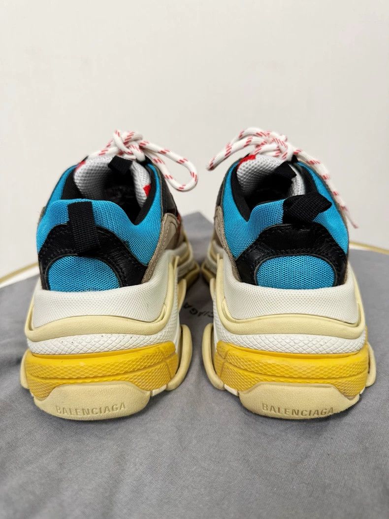 Balenciaga Balenciaga Dad Sneakers Size 35 Size US 5 / EU 37 - 6 Thumbnail