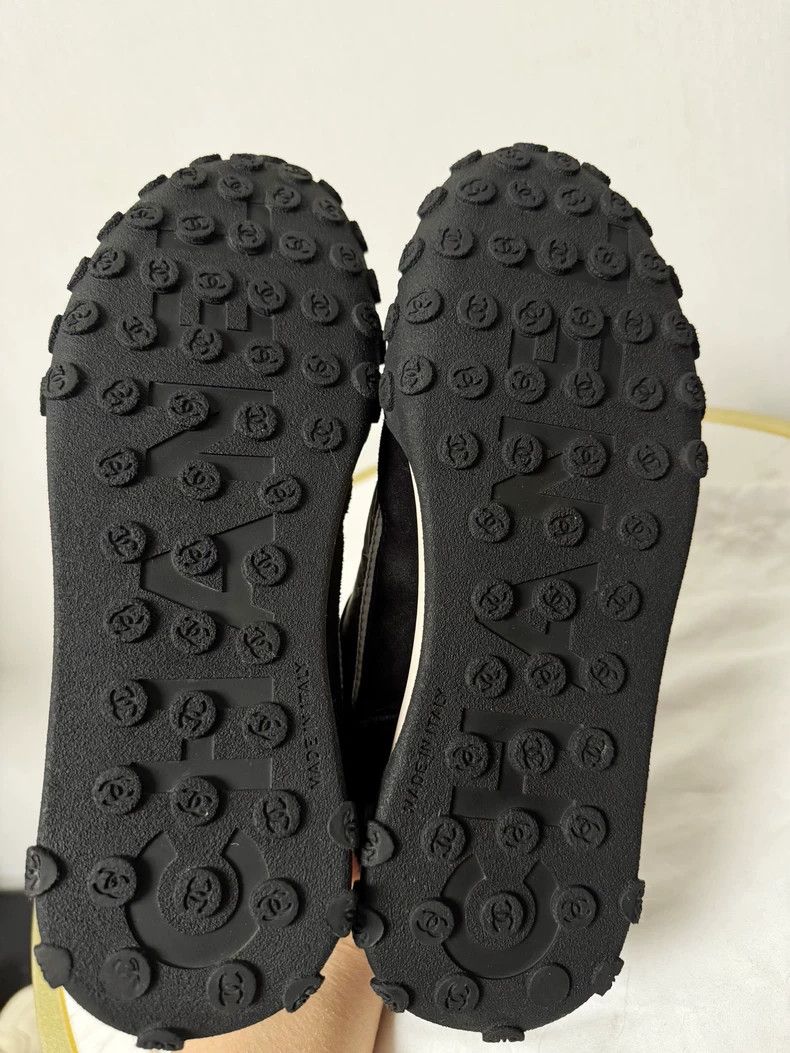 Chanel Chanel Sneakers Size 36.5, Worn 3 Times Size US 6 / IT 36 - 7 Thumbnail