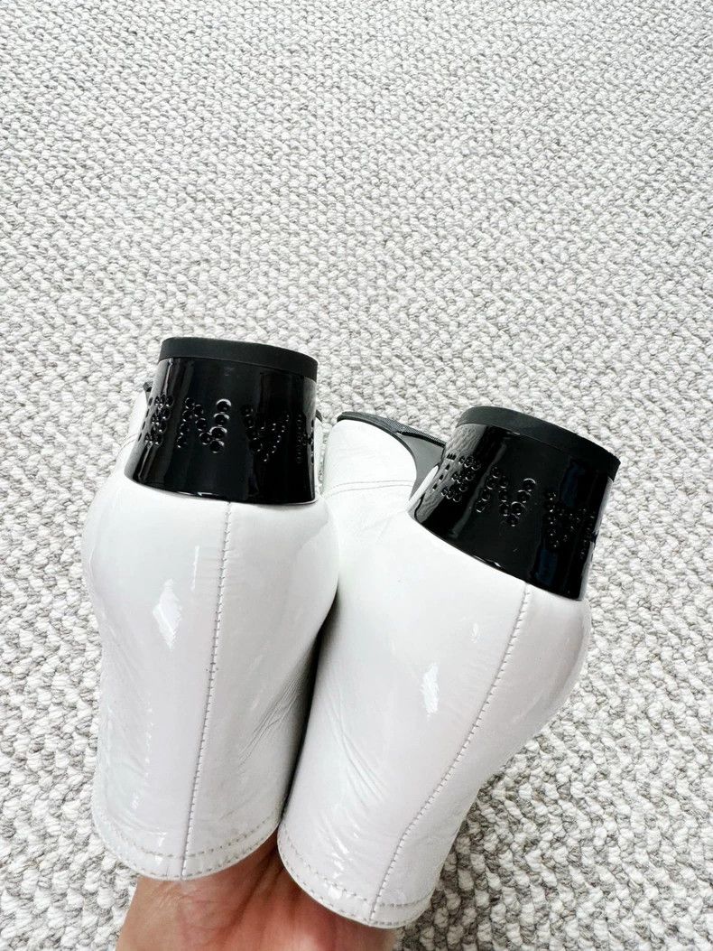 Chanel Chanel Short Boots Size 36.5 Size US 6 / IT 36 - 5 Thumbnail