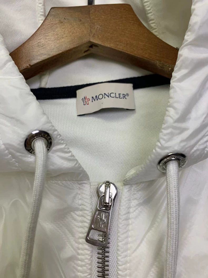 Moncler Moncler White Hooded Jacket with Stripes Size US M / EU 48-50 / 2 - 3 Thumbnail