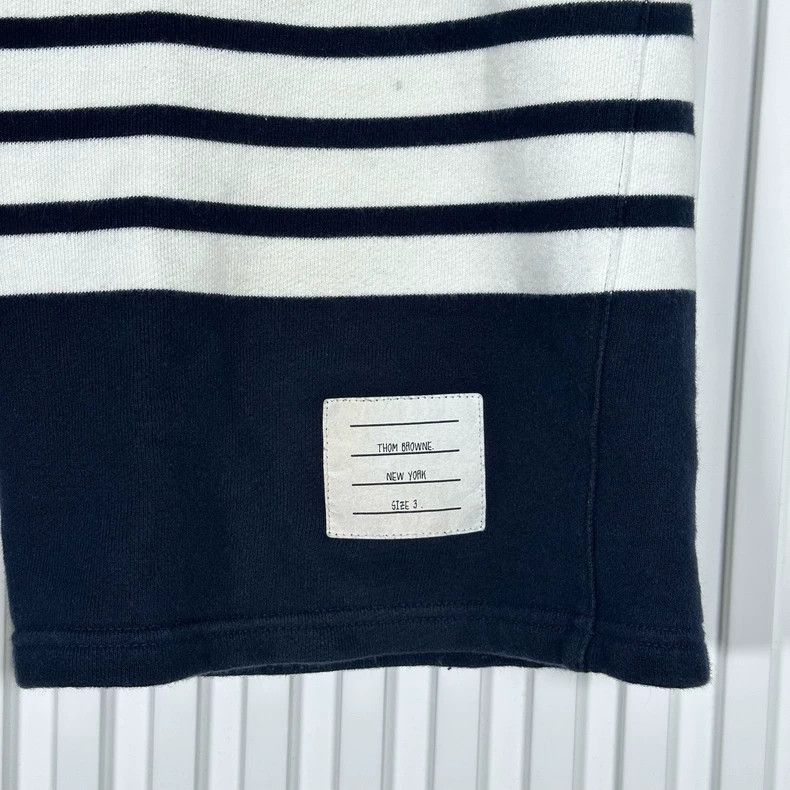Thom Browne Thom Browne Navy Classic Stripe Shorts Size 3 Size US 26 / EU 42 - 3 Thumbnail