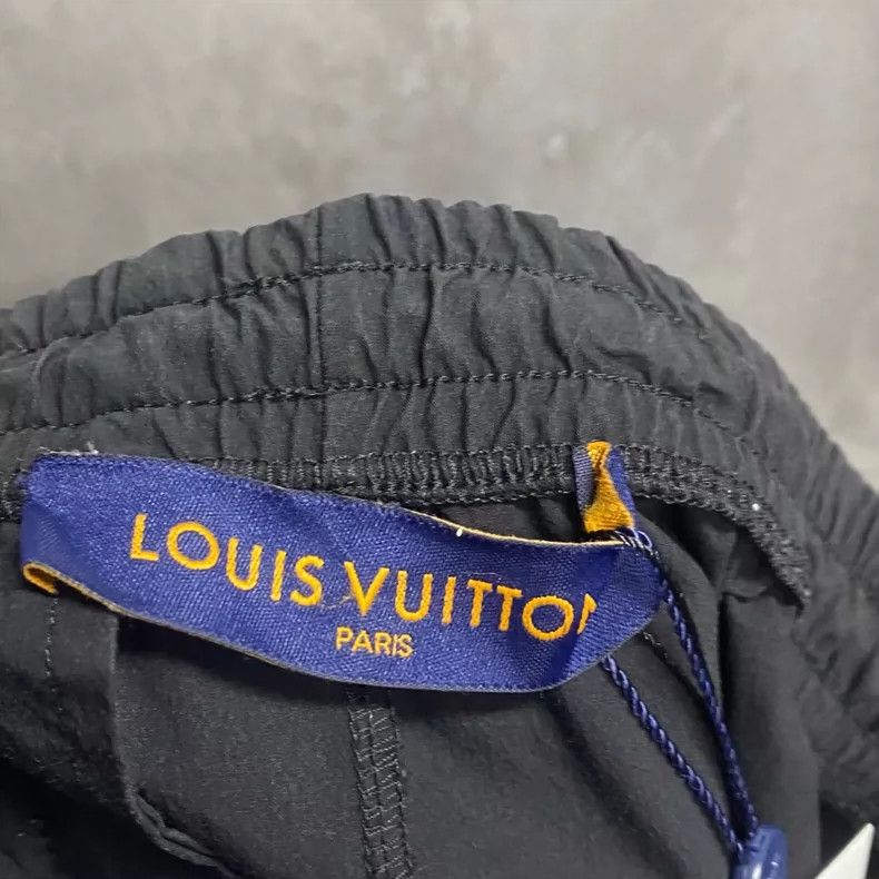 Louis Vuitton Louis Vuitton NBA Black Joggers with Logo Size US 34 / EU 50 - 5 Thumbnail