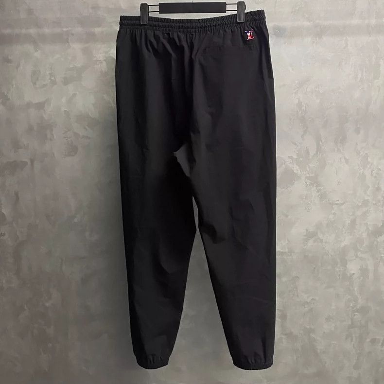 Louis Vuitton Louis Vuitton NBA Black Joggers with Logo Size US 34 / EU 50 - 2 Thumbnail