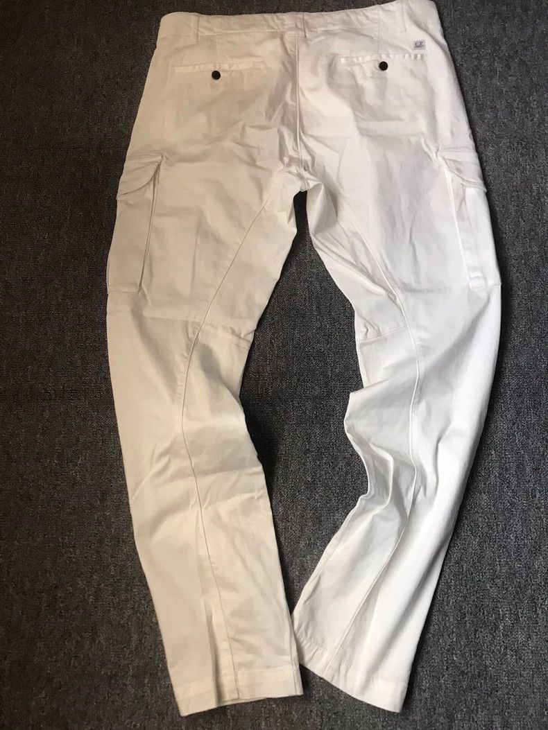 C.P. Company C.P. Company Casual Pants in Cream Color Size US 44 / EU 60 - 2 Thumbnail