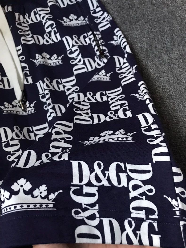 Dolce & Gabbana Dolce&Gabbana Blue Purple Logo Drawstring Shorts Size US 44 / EU 60 - 3 Thumbnail