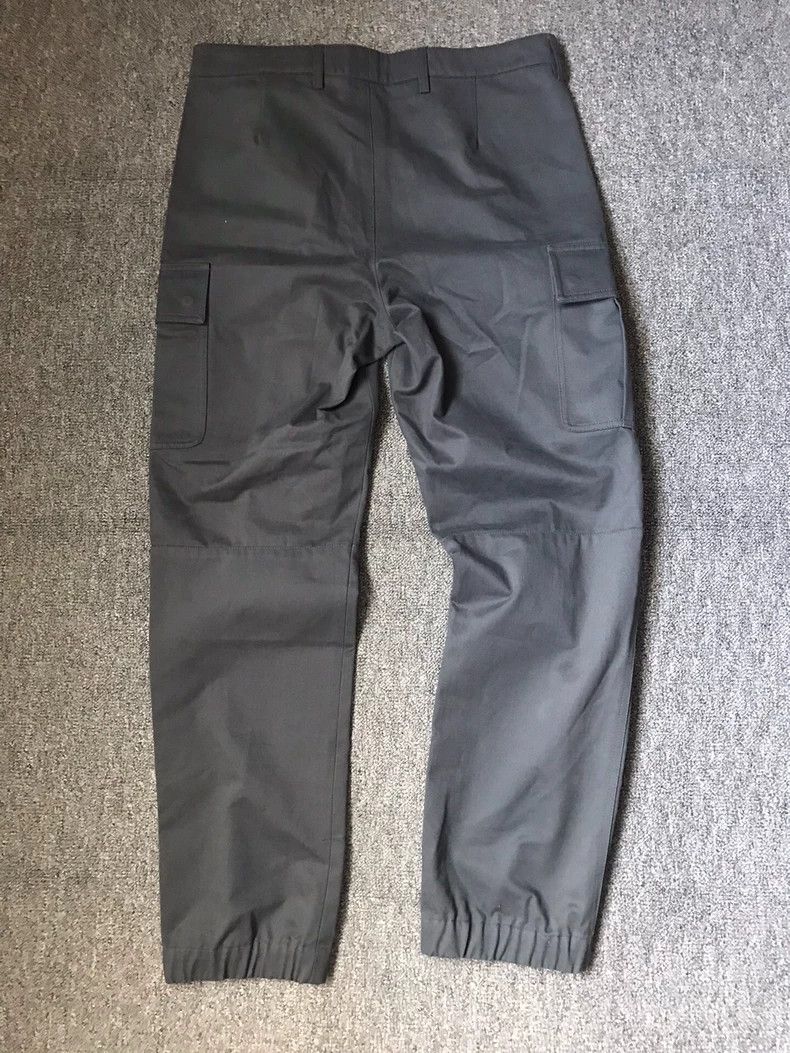 Moncler Bally Casual Pants with Cargo Pockets Size US 44 / EU 60 - 2 Thumbnail