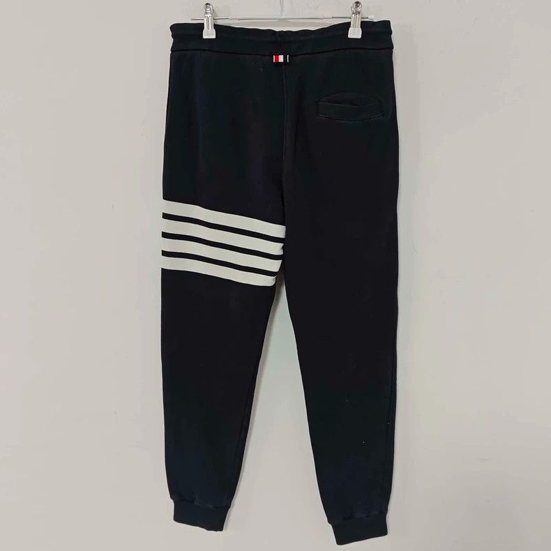 Thom Browne Thom Browne Knitted Sweatpants Size 0 Size US 26 / EU 42 - 2 Thumbnail