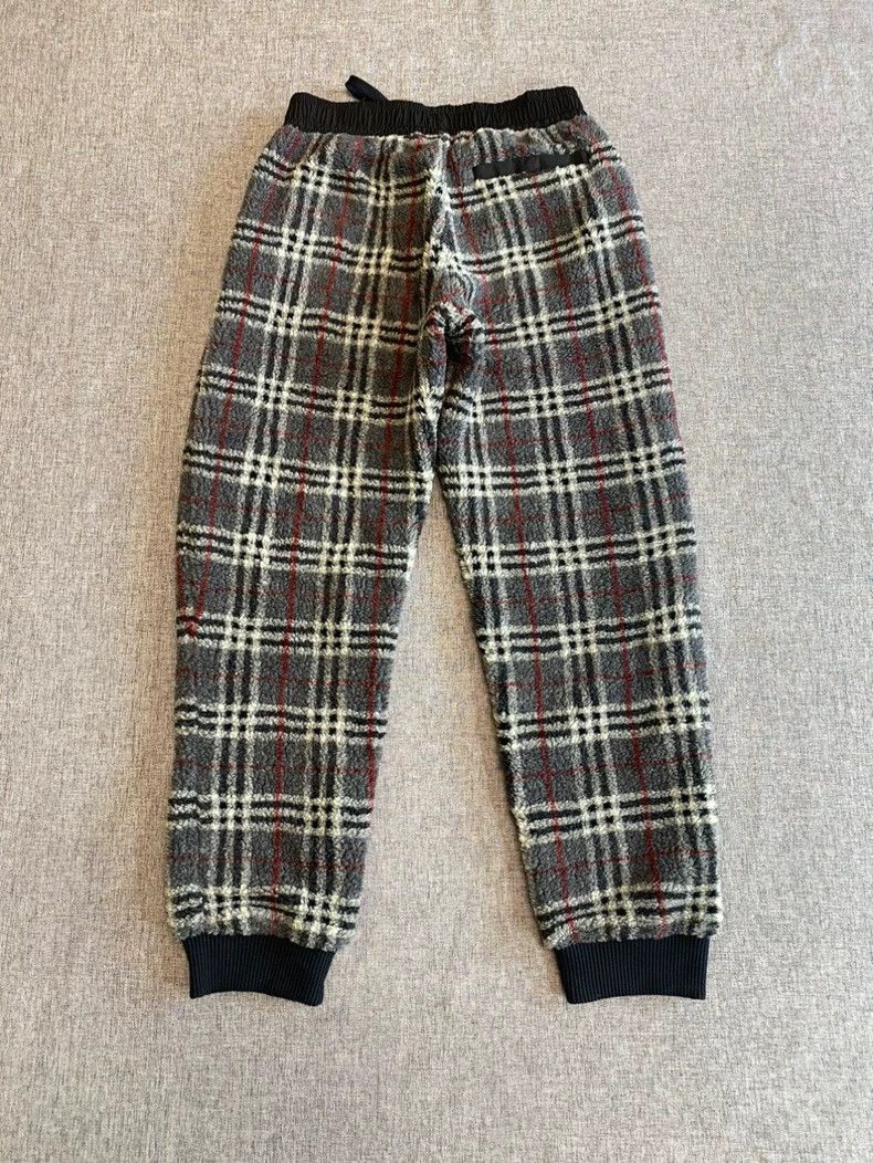 Burberry Burberry Checked Relaxed Pants for Men-yf Size US 34 / EU 50 - 2 Thumbnail