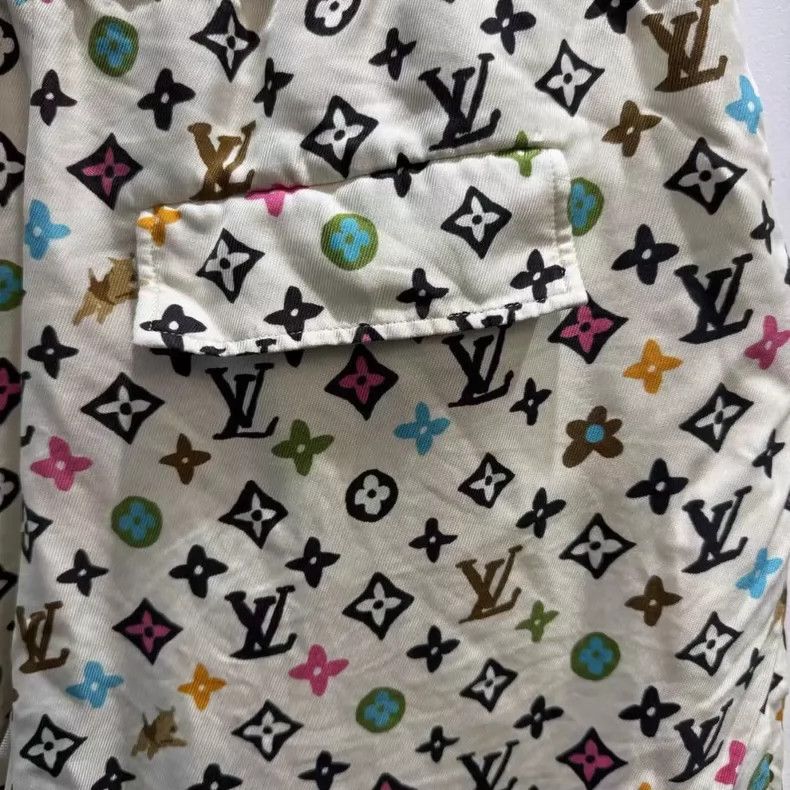 Louis Vuitton Louis Vuitton Tyler Logo Print Shorts-yf Size US 44 / EU 60 - 3 Thumbnail