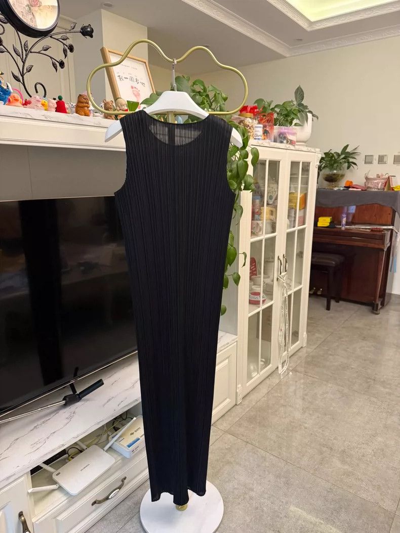 Issey Miyake Issey Miyake Black Pleated Dress Size 5-yf Size US 26 / EU 42 - 3 Thumbnail