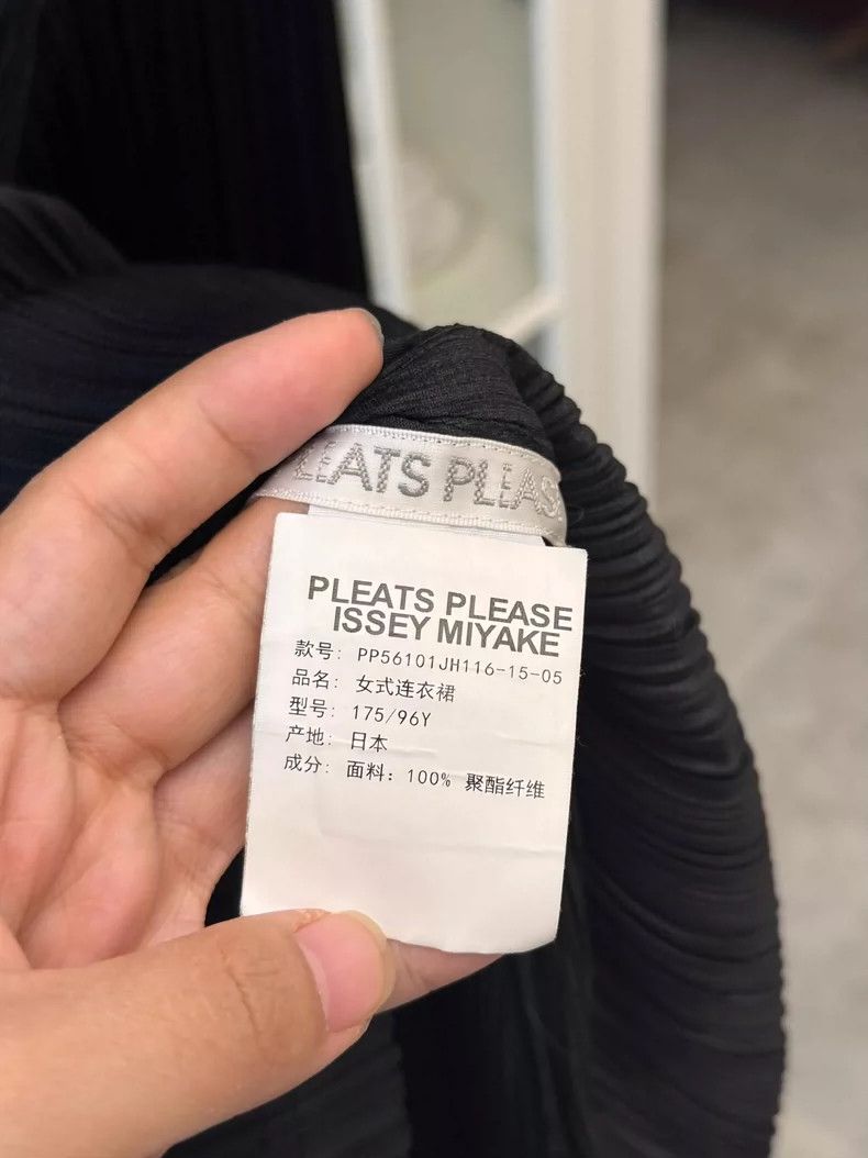 Issey Miyake Issey Miyake Black Long Dress with Buttons-yf Size 22" - 3 Thumbnail