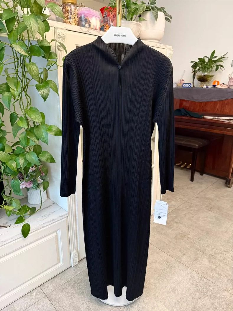 Issey Miyake Issey Miyake Black Long Dress with Buttons-yf Size 22" - 2 Thumbnail
