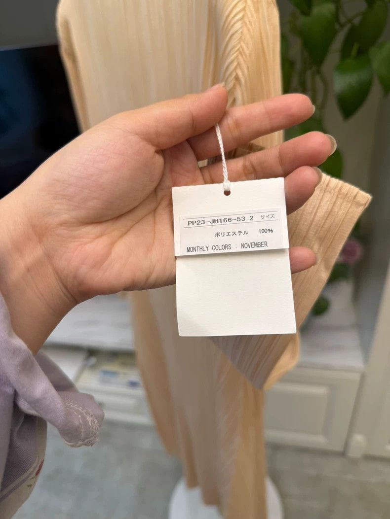 Issey Miyake Beige Dress with Pleated Design-yf Size 22" - 5 Thumbnail