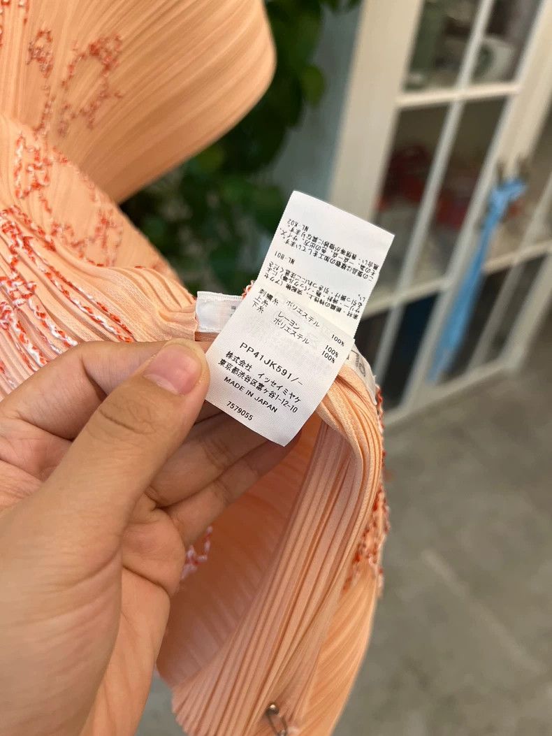 Issey Miyake Issey Miyake Pink Pleated Shoulder Wrap-yf Size M / US 6-8 / IT 42-44 - 3 Thumbnail