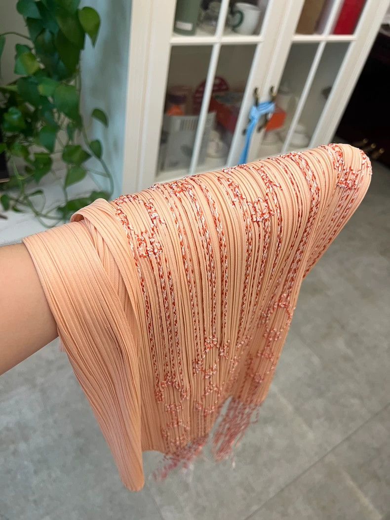 Issey Miyake Issey Miyake Pink Pleated Shoulder Wrap-yf Size M / US 6-8 / IT 42-44 - 6 Thumbnail