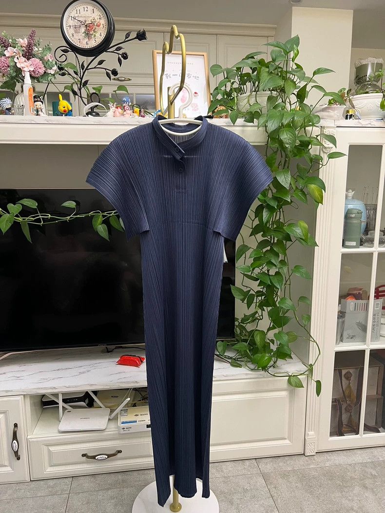 Issey Miyake Pleats Please Navy Blue Dress with Collar-yf Size 22" - 2 Thumbnail