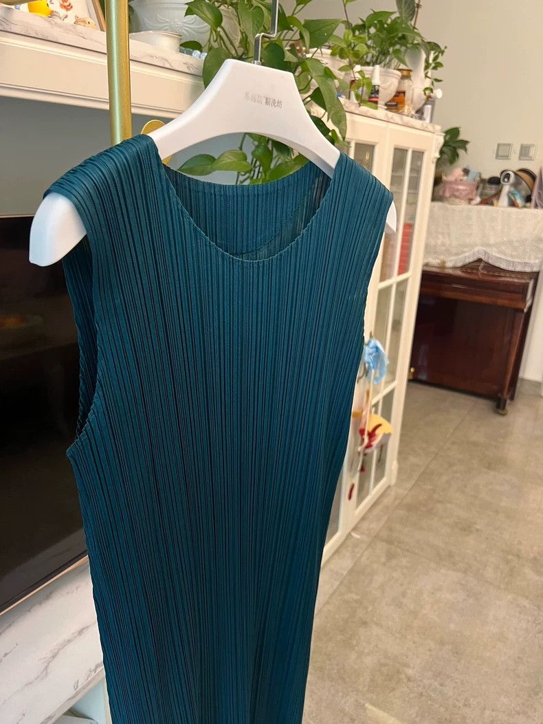 Issey Miyake Issey Miyake Green Dress Size 3-yf Size US 26 / EU 42 - 2 Thumbnail