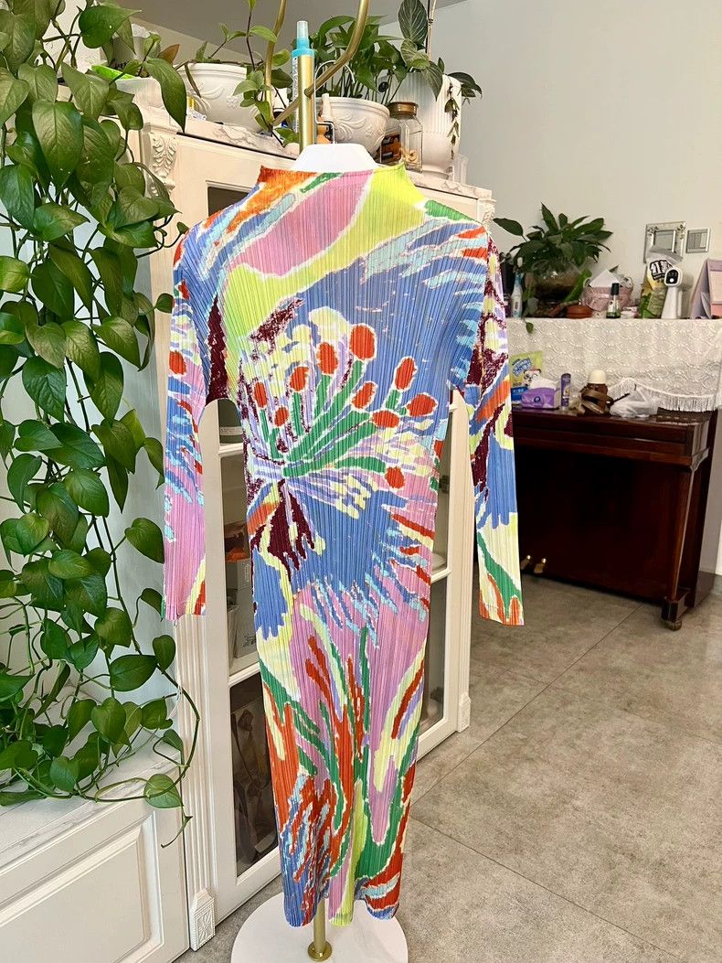 Issey Miyake Colorful Pleated Dress with Floral Design-yf Size 22" - 4 Thumbnail