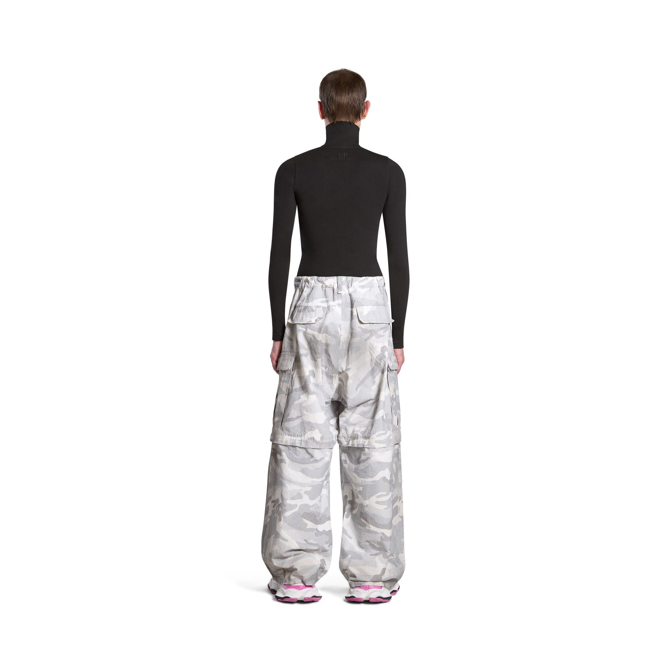 Balenciaga LARGE CARGO PANTS IN LIGHT GREY Size US 30 / EU 46 - 5 Thumbnail
