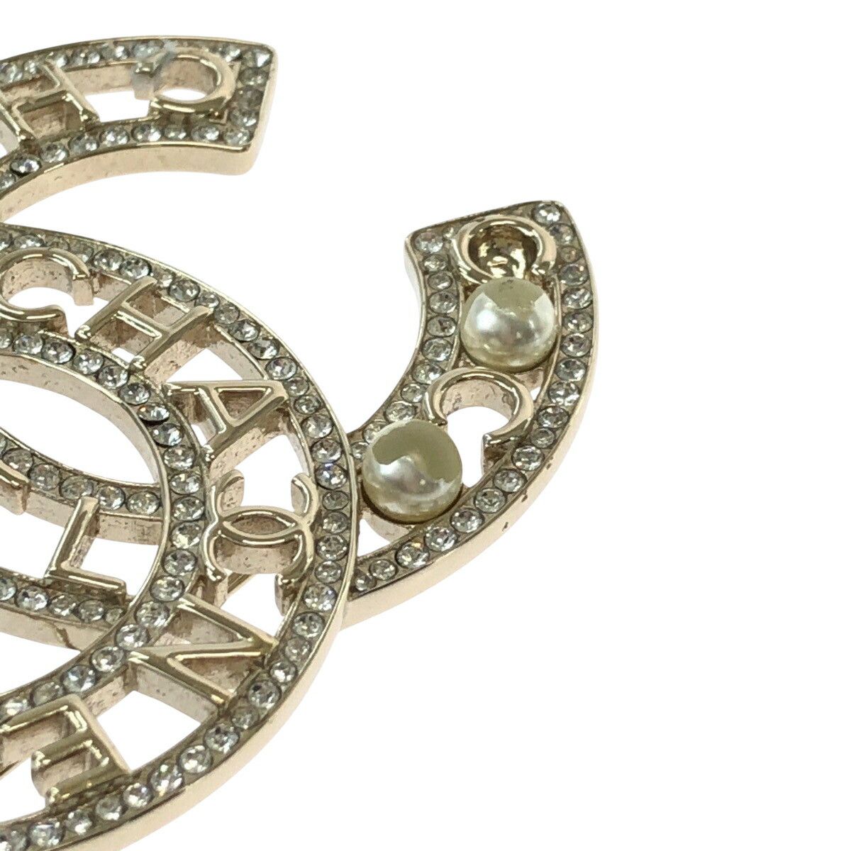 Chanel Chanel Chanel Metal Faux Pearl Coco Mark Brooch Metal Brooch Size ONE SIZE - 6 Thumbnail