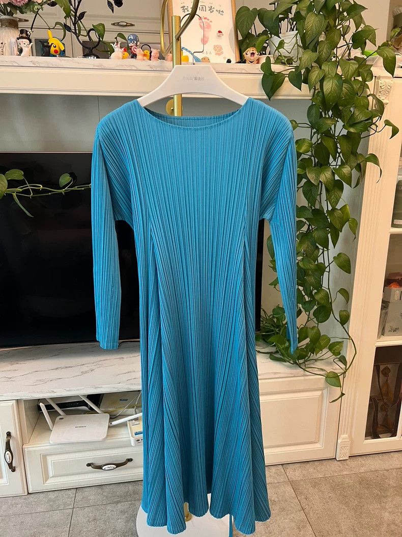 Issey Miyake Pleated Dress with Tie Waist-yf Size US 26 / EU 42 - 2 Thumbnail