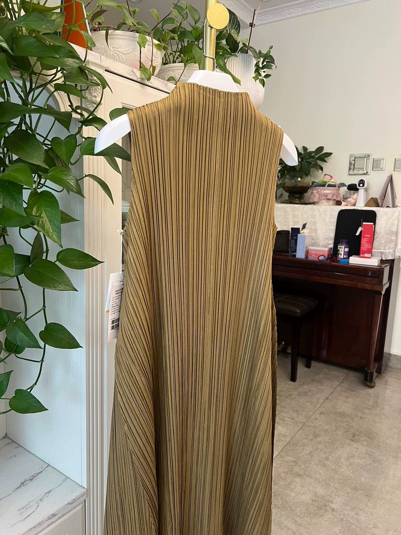 Issey Miyake Issey Miyake Champagne Gold Dress Size 5-yf Size 22" - 7 Thumbnail
