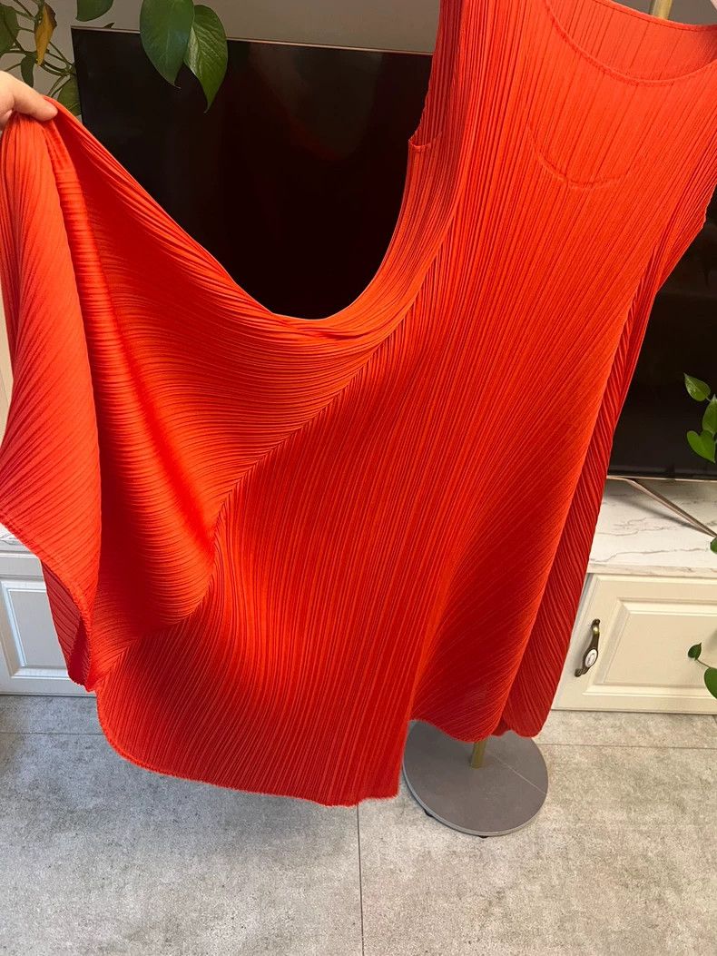 Issey Miyake Issey Miyake Pleated Dress in Orange Red-yf Size 22" - 5 Thumbnail