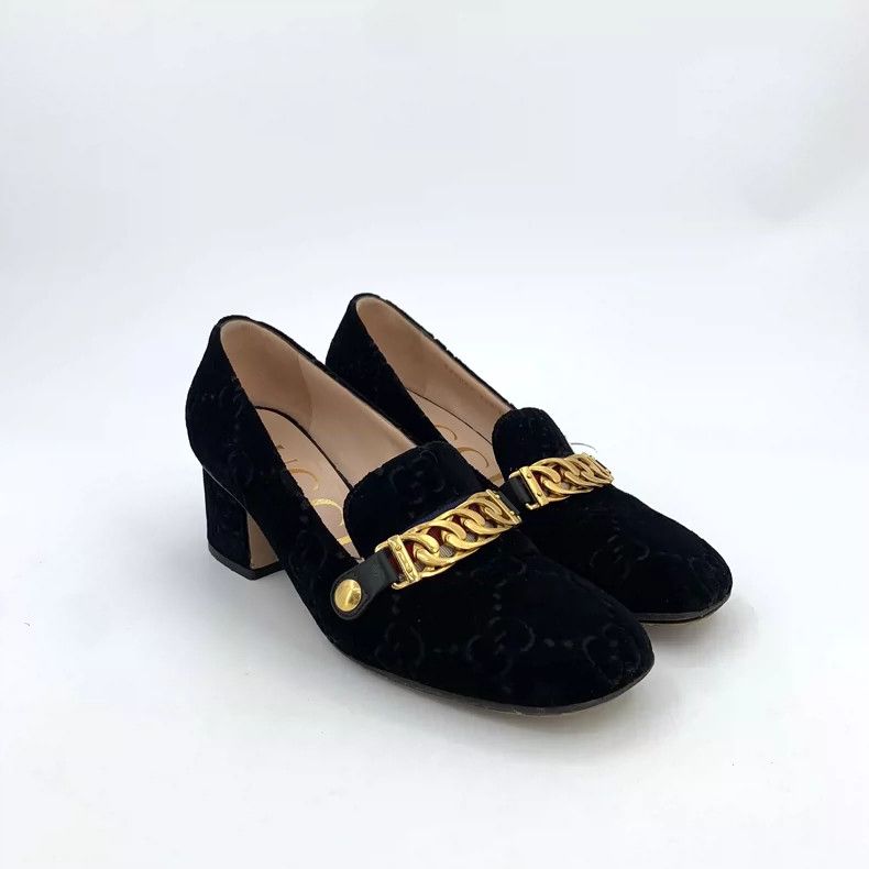 Gucci Gucci Black Logo Chain Loafers Suede Heels Size US 7 / IT 37 - 2 Thumbnail