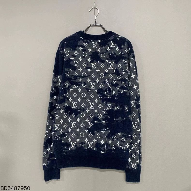Louis Vuitton Louis Vuitton Patterned Knit Sweater Size M / US 6-8 / IT 42-44 - 2 Thumbnail