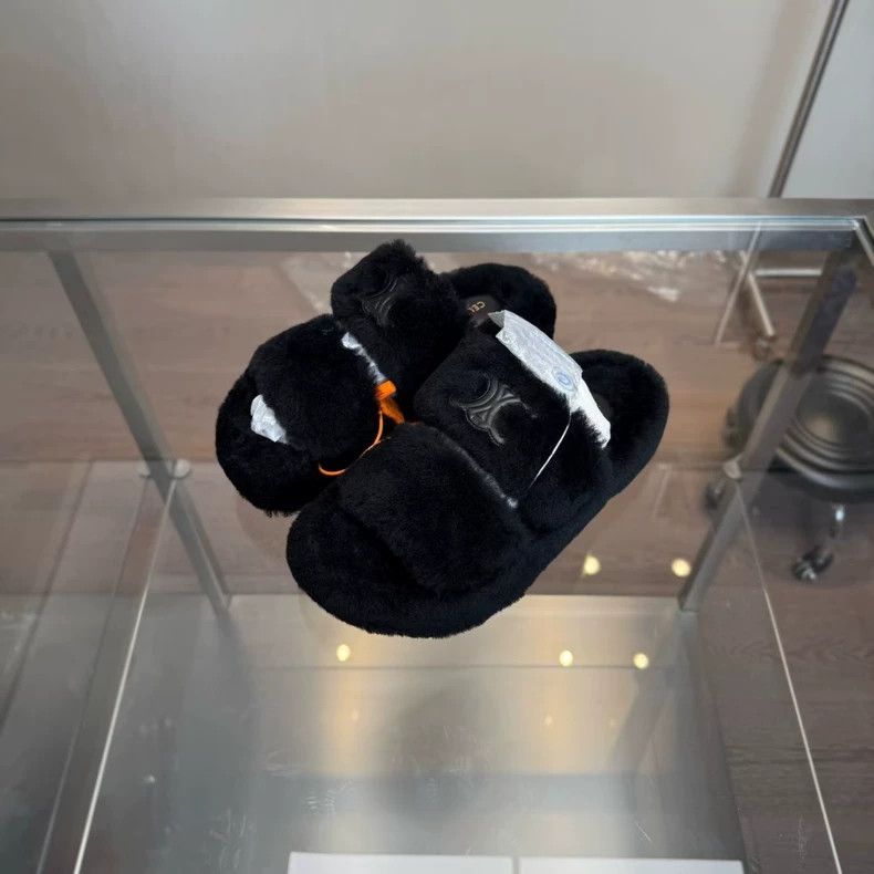Celine CELINE Triomphe Sheepskin Slippers Size 37 Size US 6 / IT 36 - 5 Thumbnail