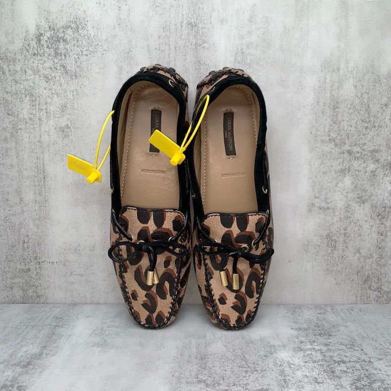 Louis Vuitton Leopard Print Loafers Shoes Size 37.5 Size US 7 / IT 37 - 5 Thumbnail