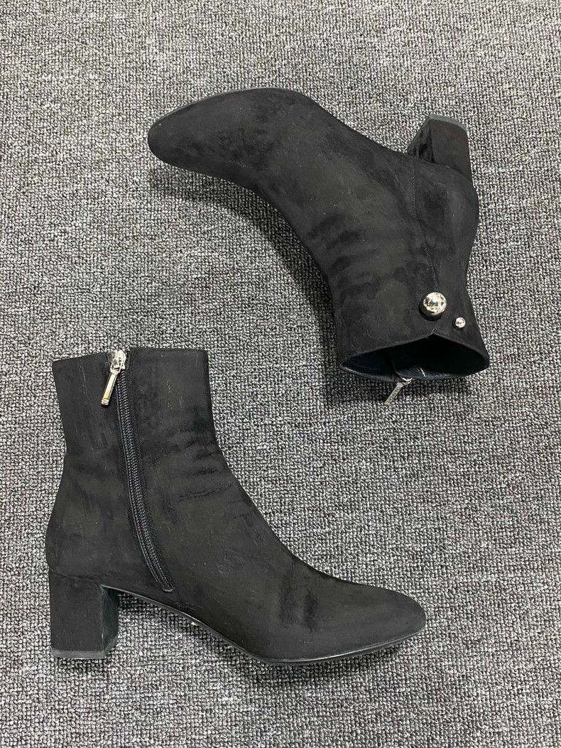 Dior Dior Black Suede Mid-Heel Ankle Boots Size US 7 / IT 37 - 2 Thumbnail